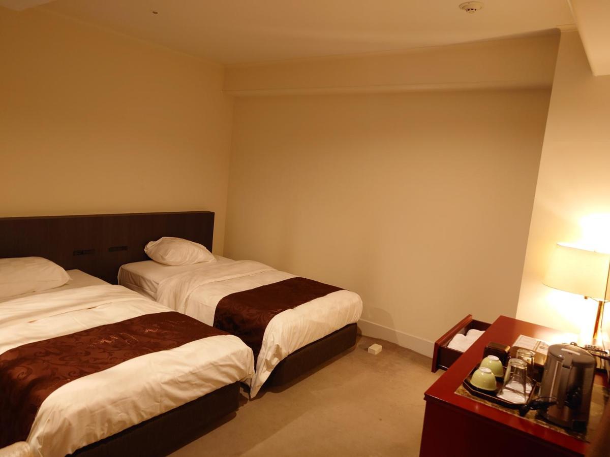 King Ambassador Hotel Kumagaya Exterior foto